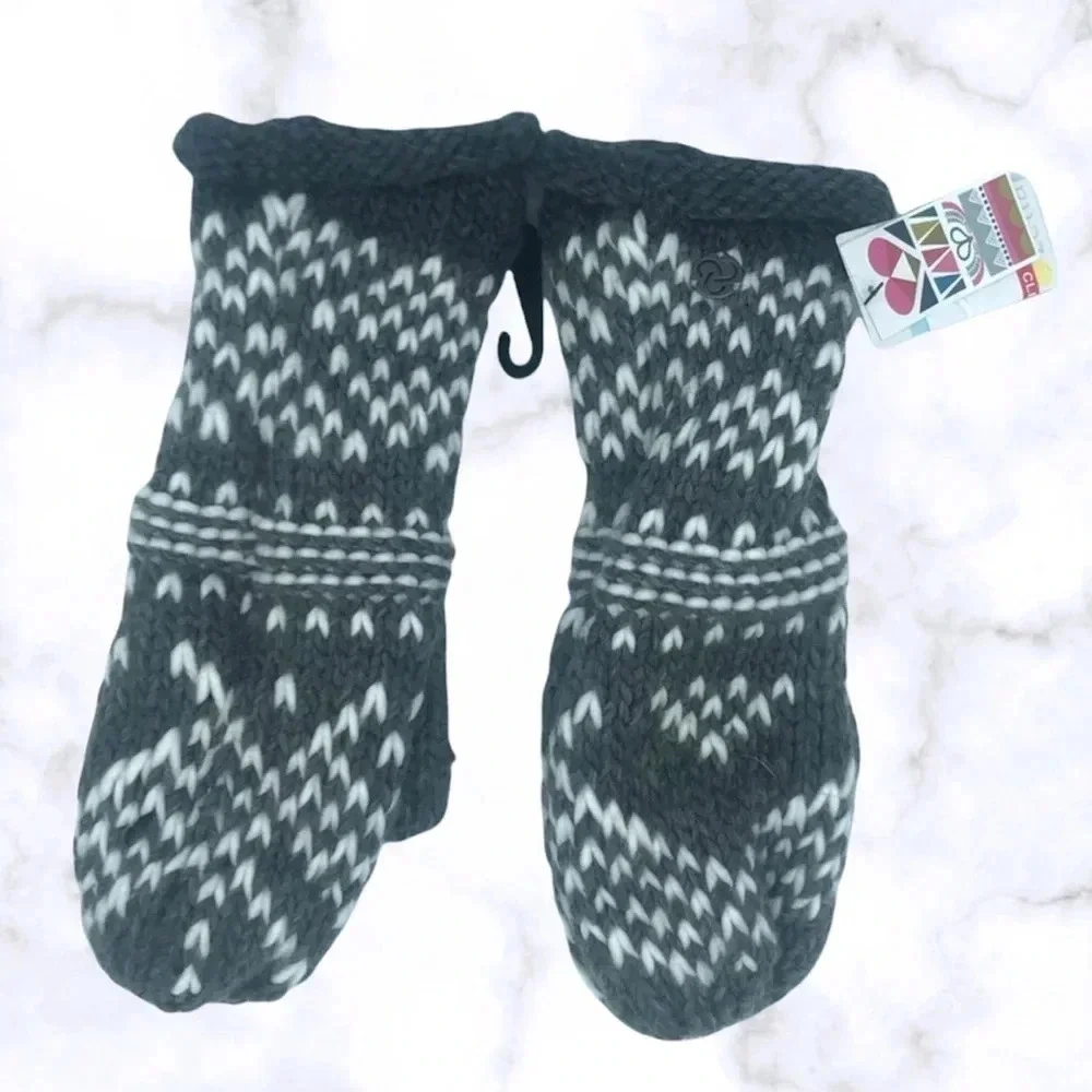 NWT Zella Gray Truffle Knitted Lined Casual Winter Mittens OS